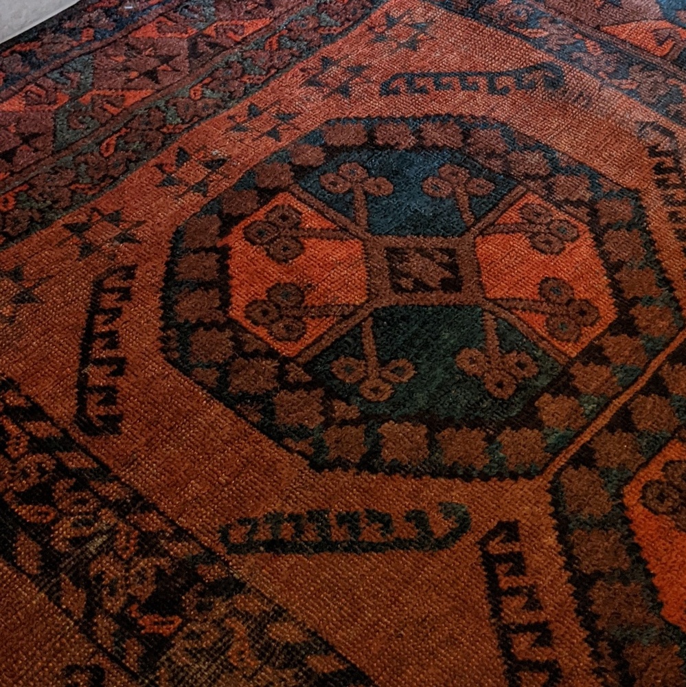 Meet your Posher, Leigh